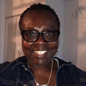 Meet your Posher, Valarie